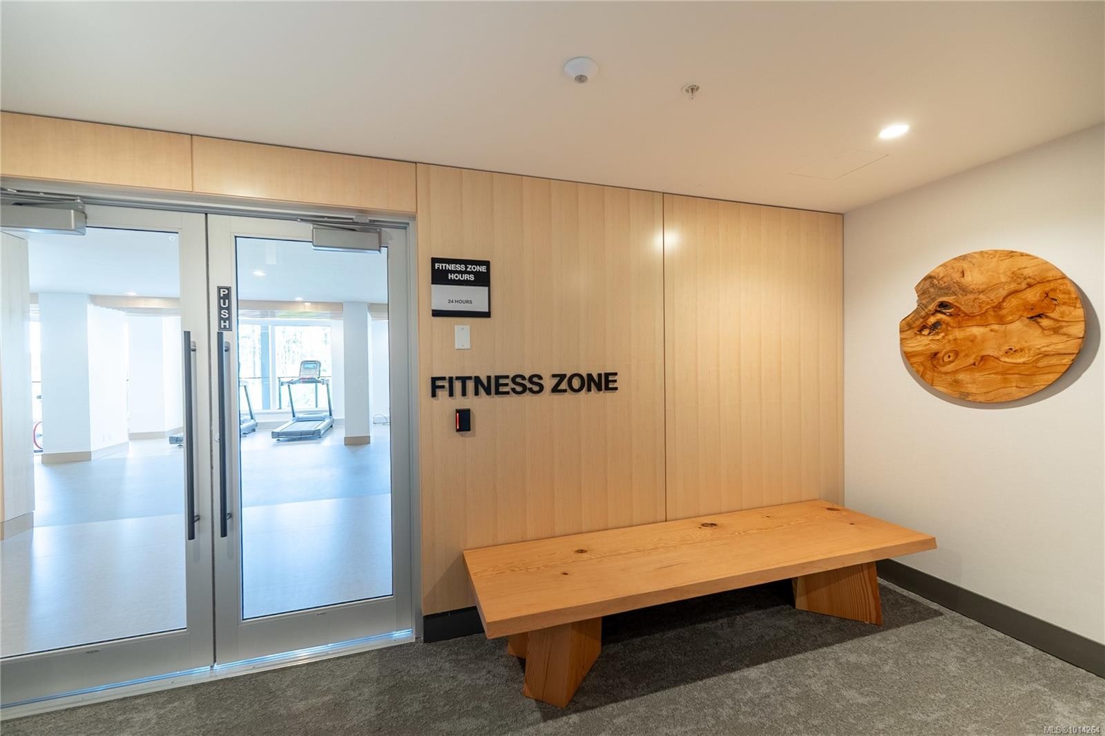 1006-2000 Hannington Rd, Langford, BC - Indoor Photo Showing Other Room