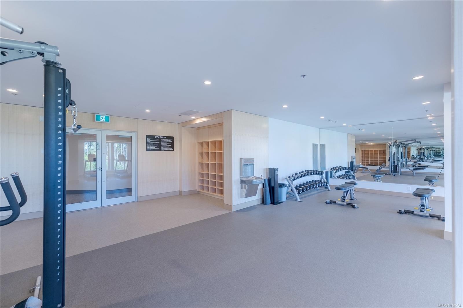 1006-2000 Hannington Rd, Langford, BC - Indoor