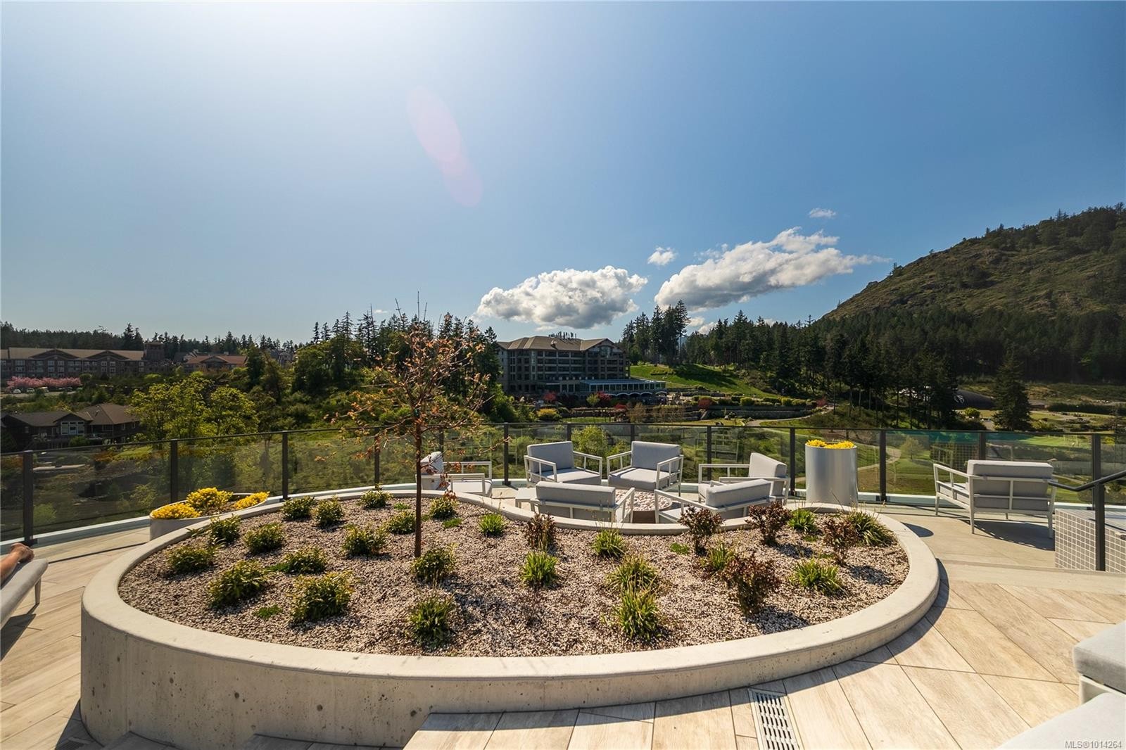 1006-2000 Hannington Rd, Langford, BC - Outdoor With View