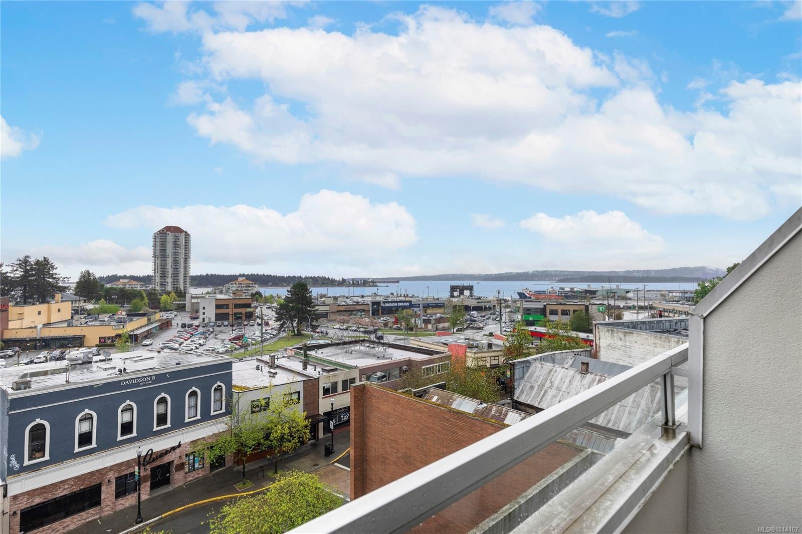 209-30 Cavan St, Nanaimo, BC - Outdoor With Body Of Water With Balcony With View