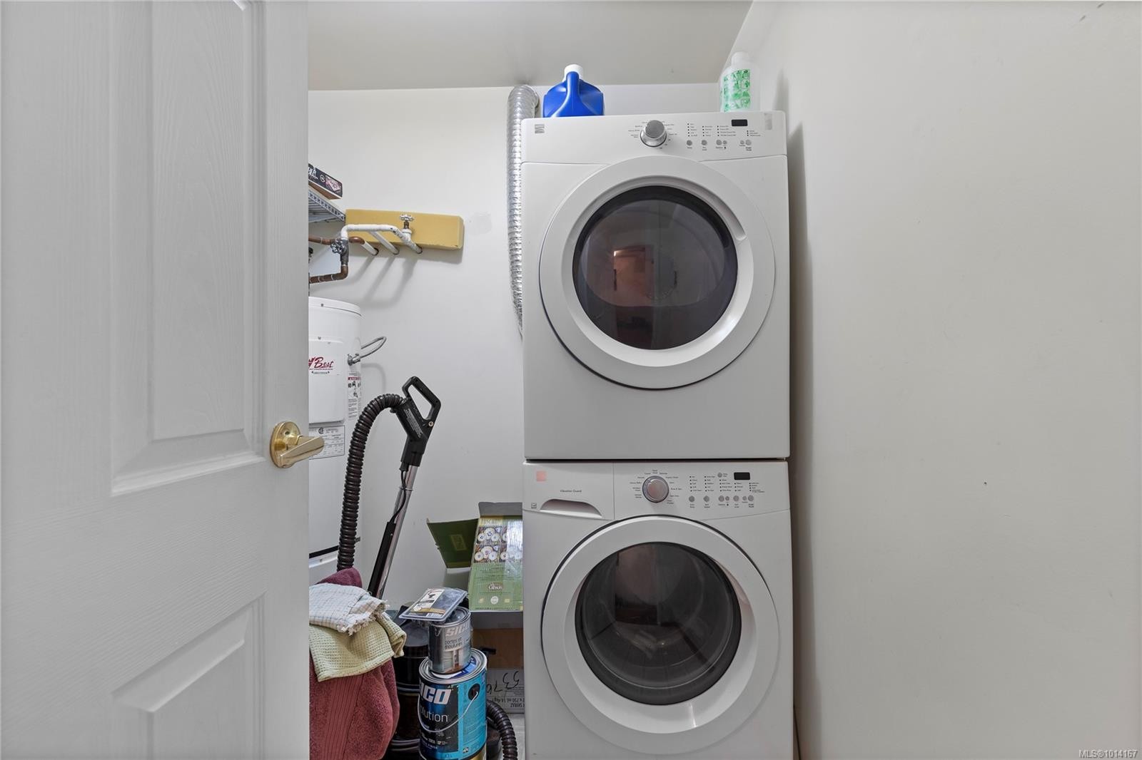 209-30 Cavan St, Nanaimo, BC - Indoor Photo Showing Laundry Room