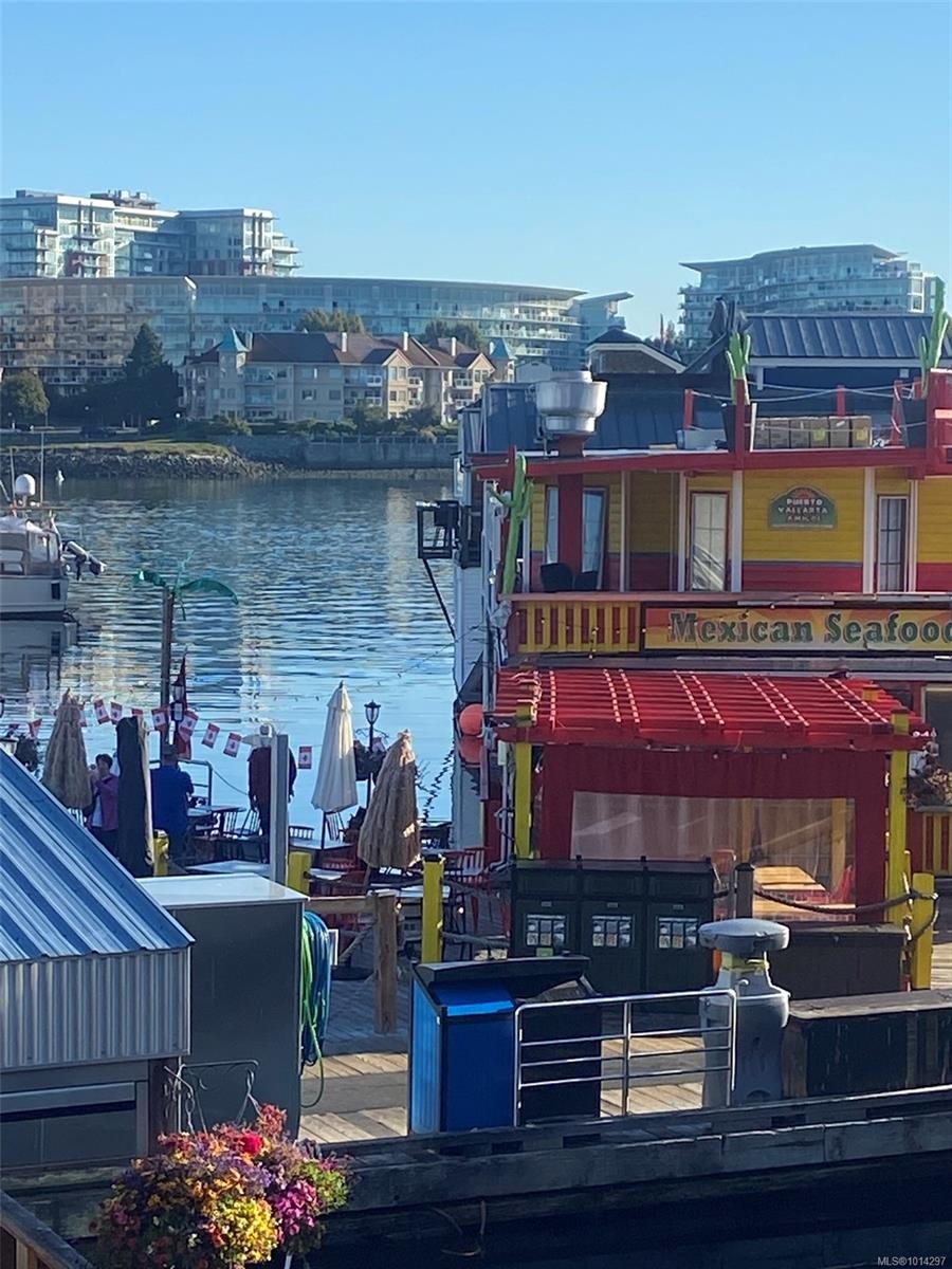 220-19 Dallas Rd, Victoria, BC