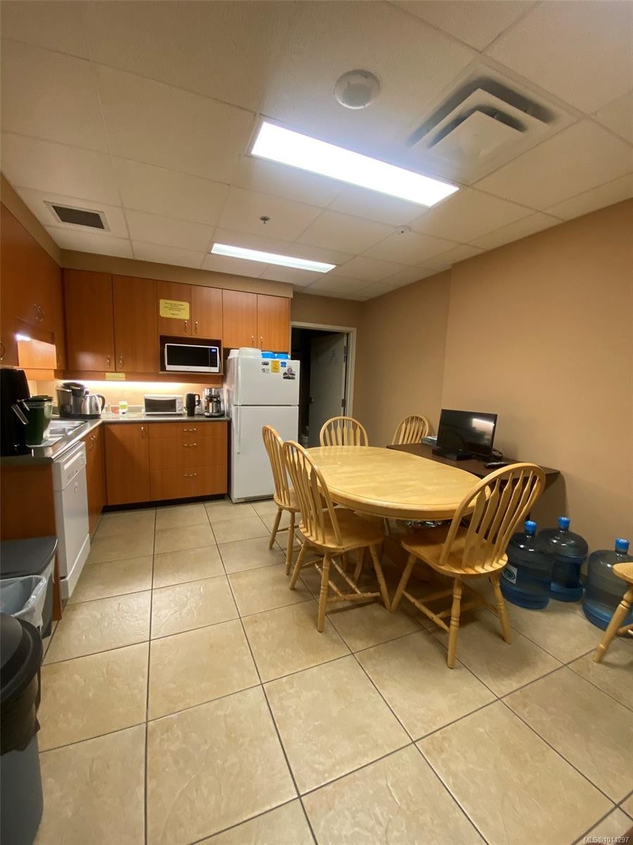 220-19 Dallas Rd, Victoria, BC