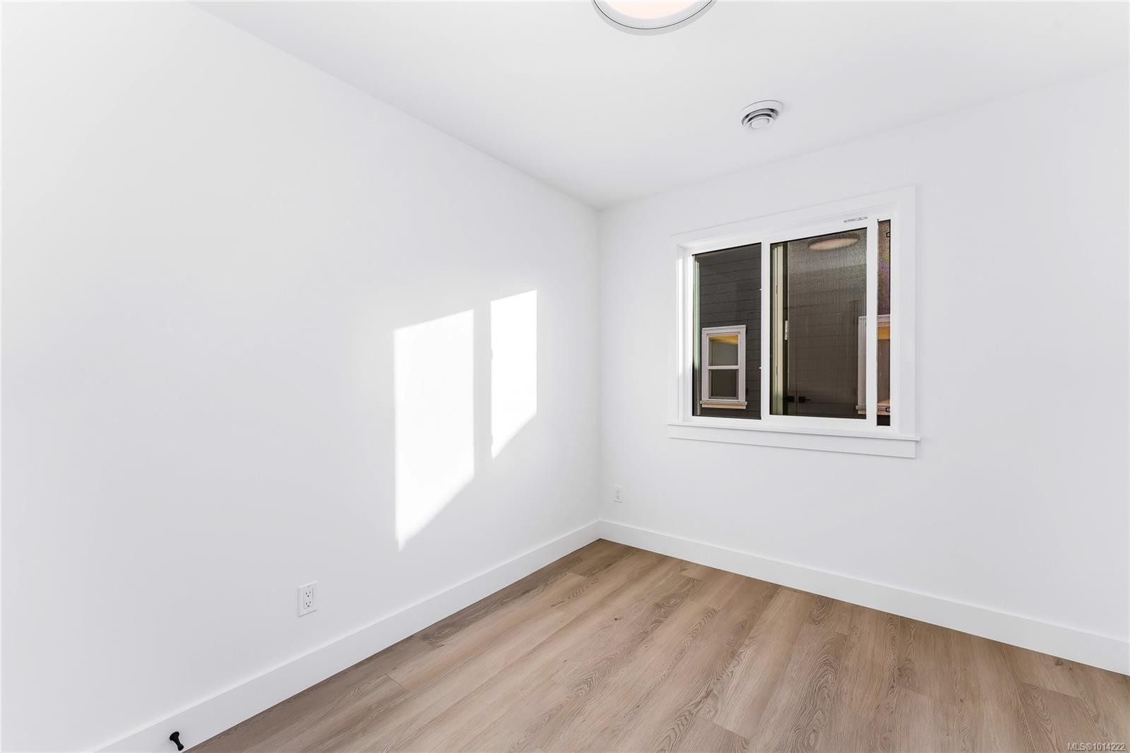 905 Vine Crt, Langford, BC