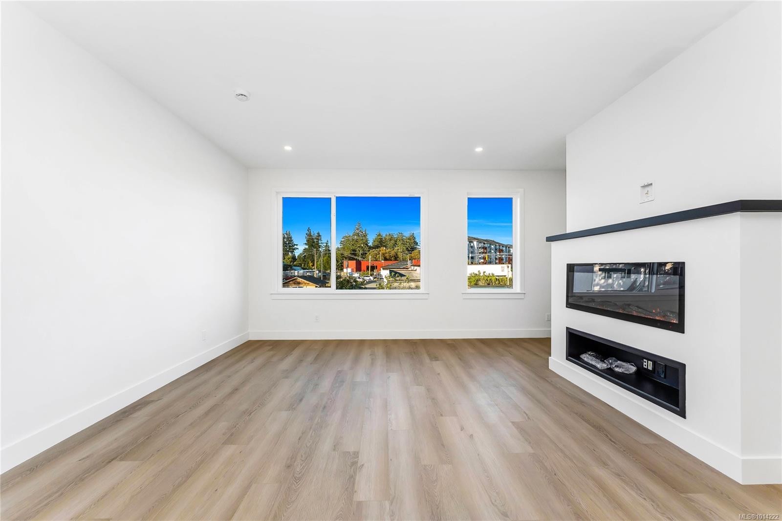 905 Vine Crt, Langford, BC