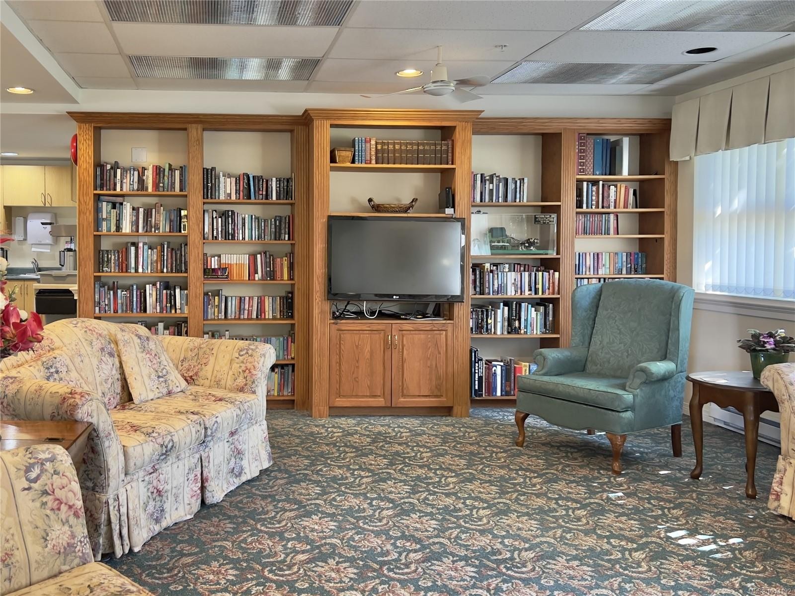 107-750 Memorial Ave, Qualicum Beach, BC - Indoor