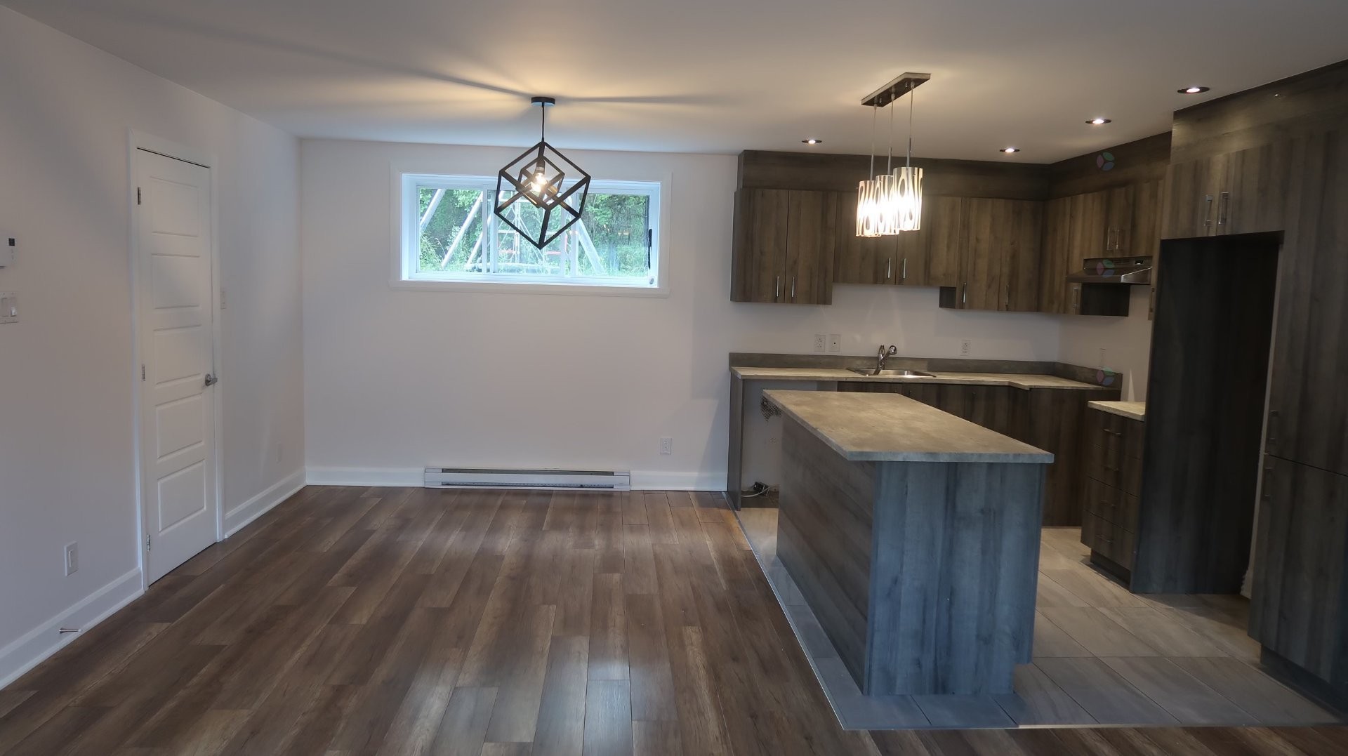 Salle à manger - 899 Rue Paul-Émile-Borduas, Saint-Lin/Laurentides, QC - Indoor Photo Showing Kitchen
