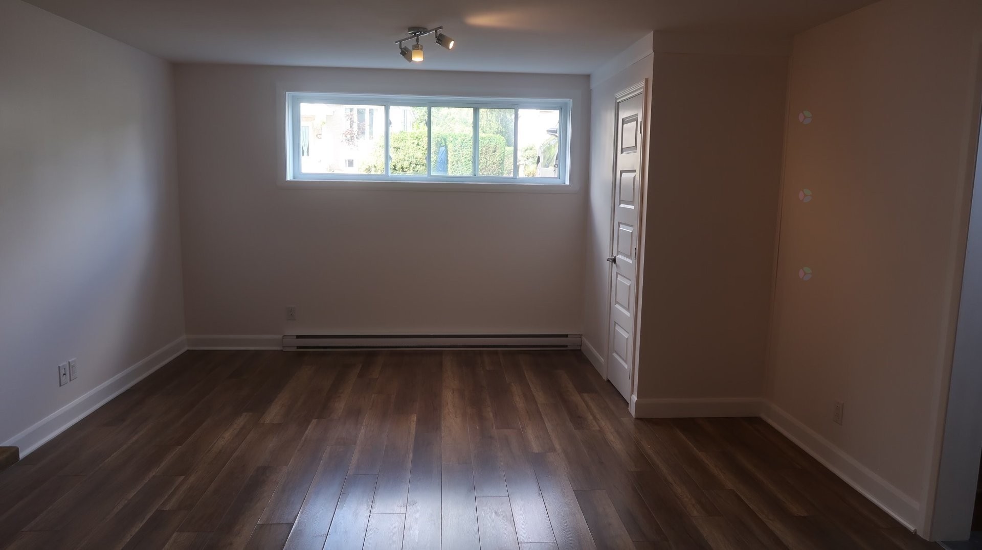Salon - 899 Rue Paul-Émile-Borduas, Saint-Lin/Laurentides, QC - Indoor Photo Showing Other Room