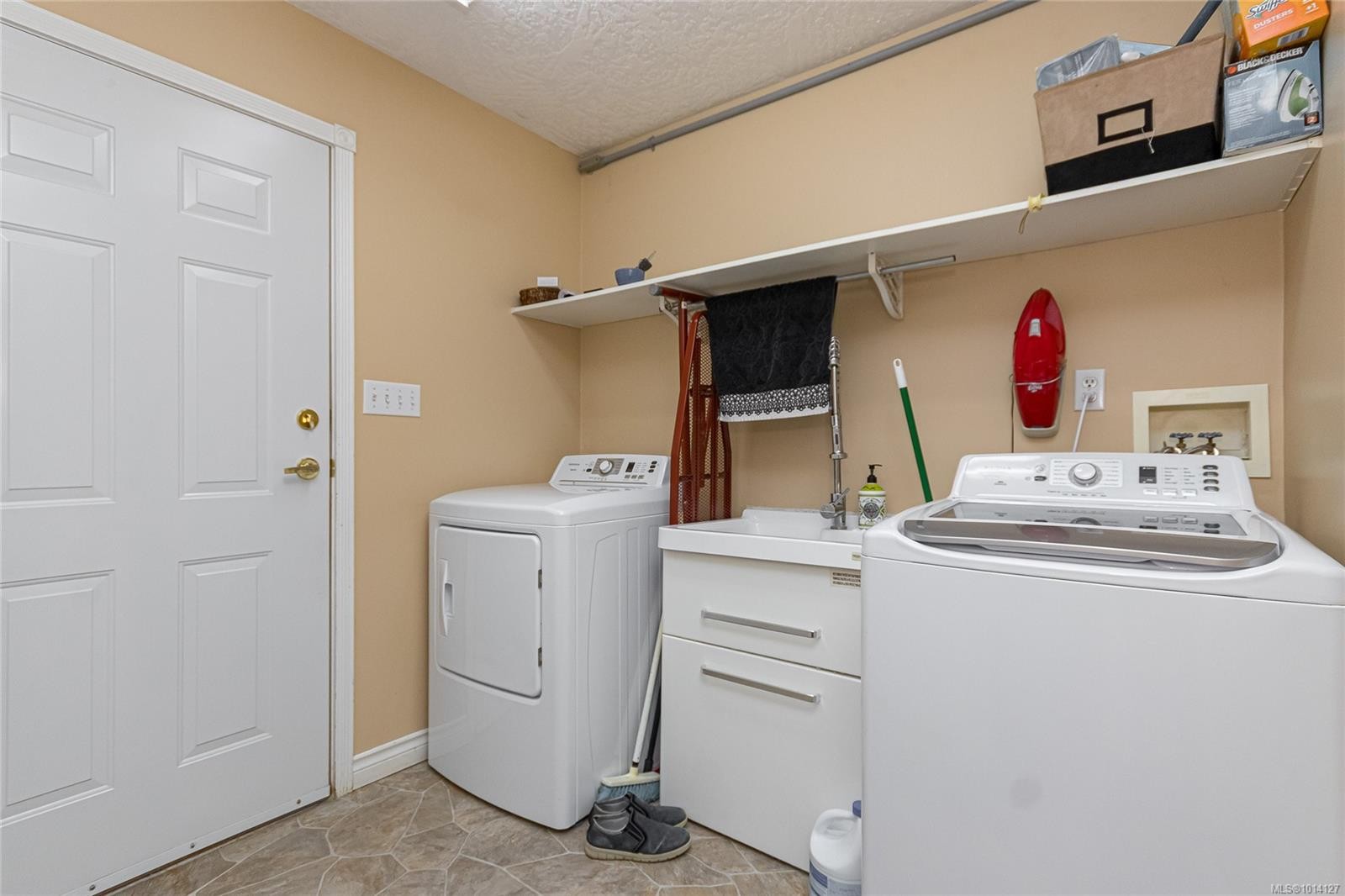 2350 Setchfield Ave, Langford, BC