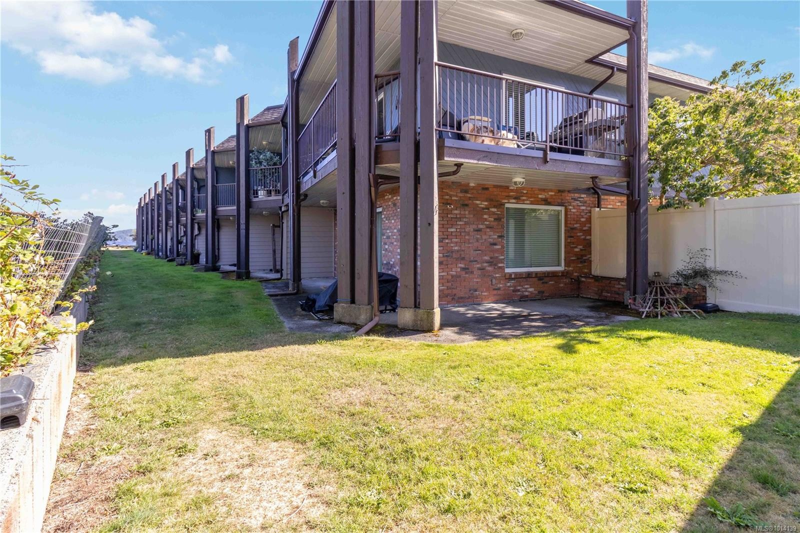 101-1991 Kaltasin Rd, Sooke, BC - Outdoor