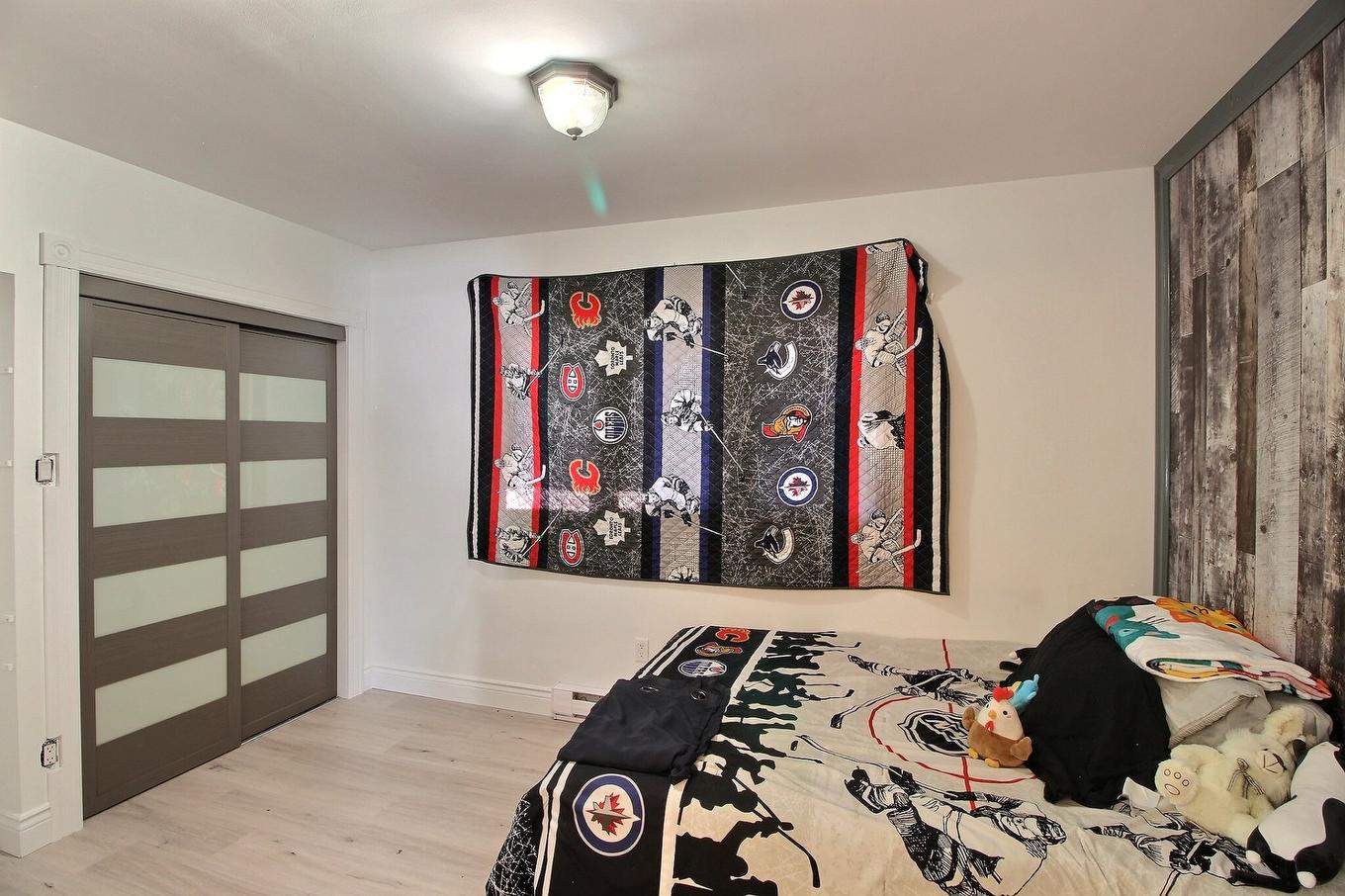 Chambre à coucher principale - 124 Av. Gatineau, Rouyn-Noranda, QC - Indoor