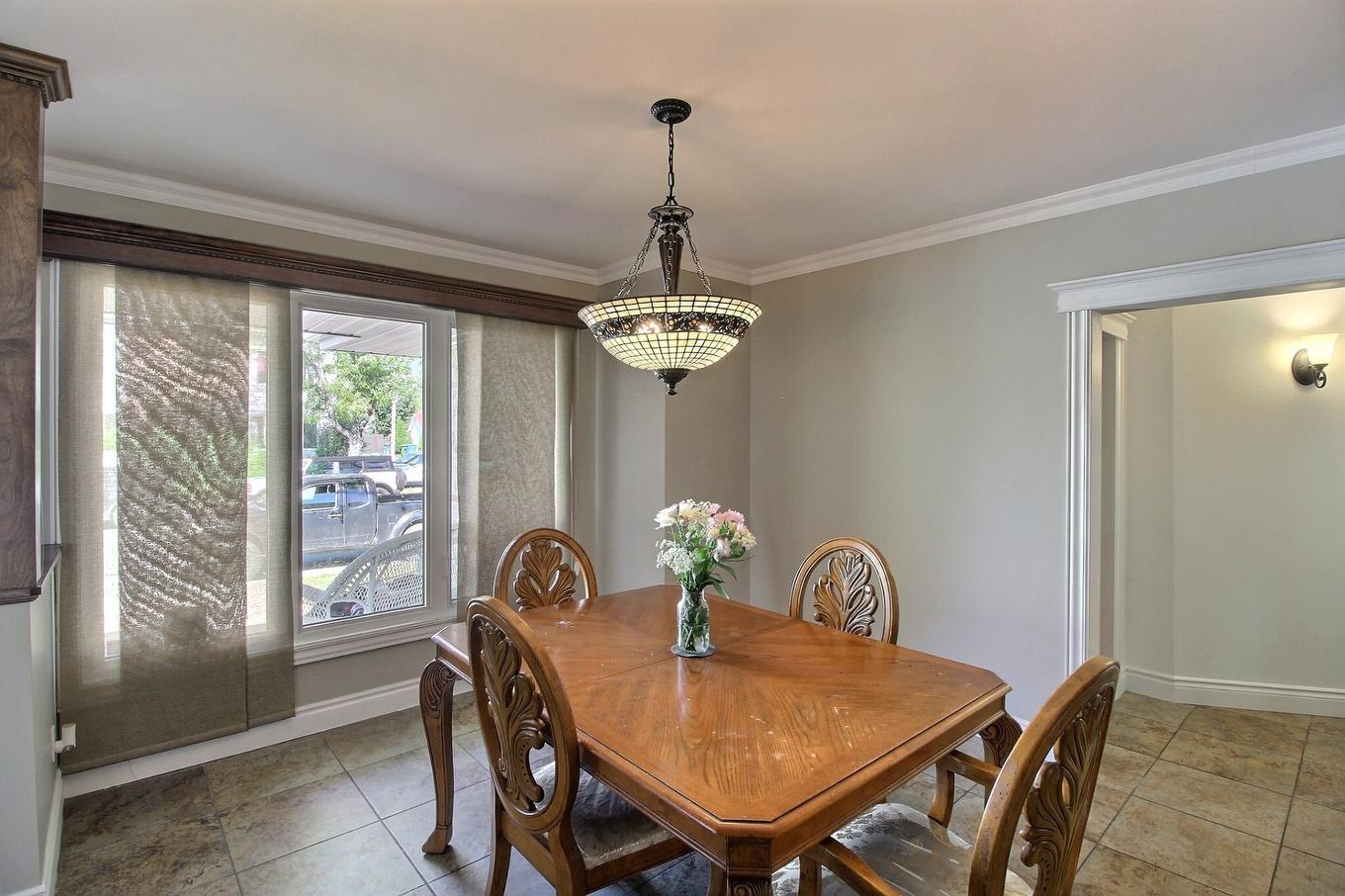 Salle à manger - 124 Av. Gatineau, Rouyn-Noranda, QC - Indoor Photo Showing Dining Room