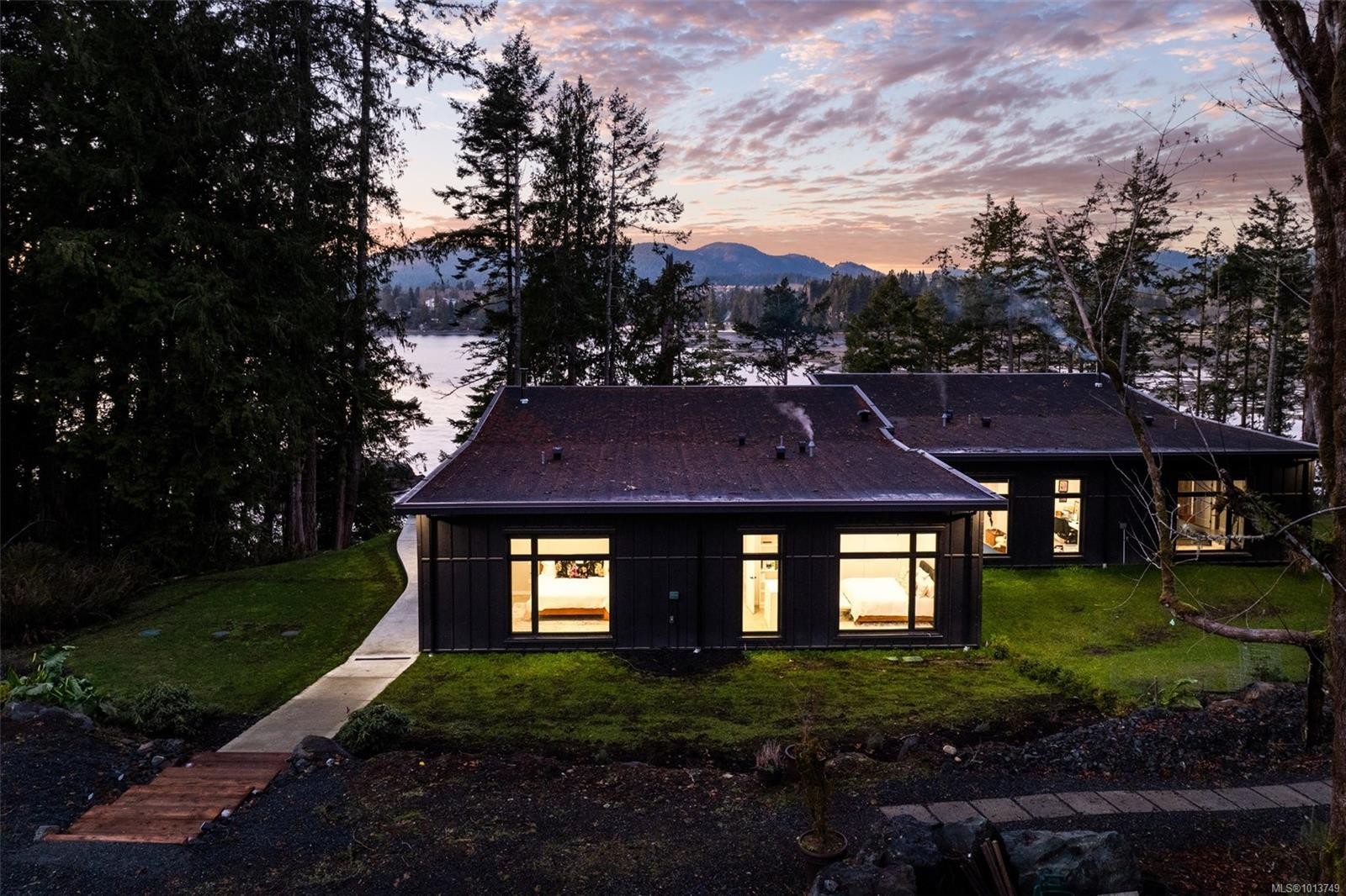A-6550 East Sooke Rd, Sooke, BC - Outdoor