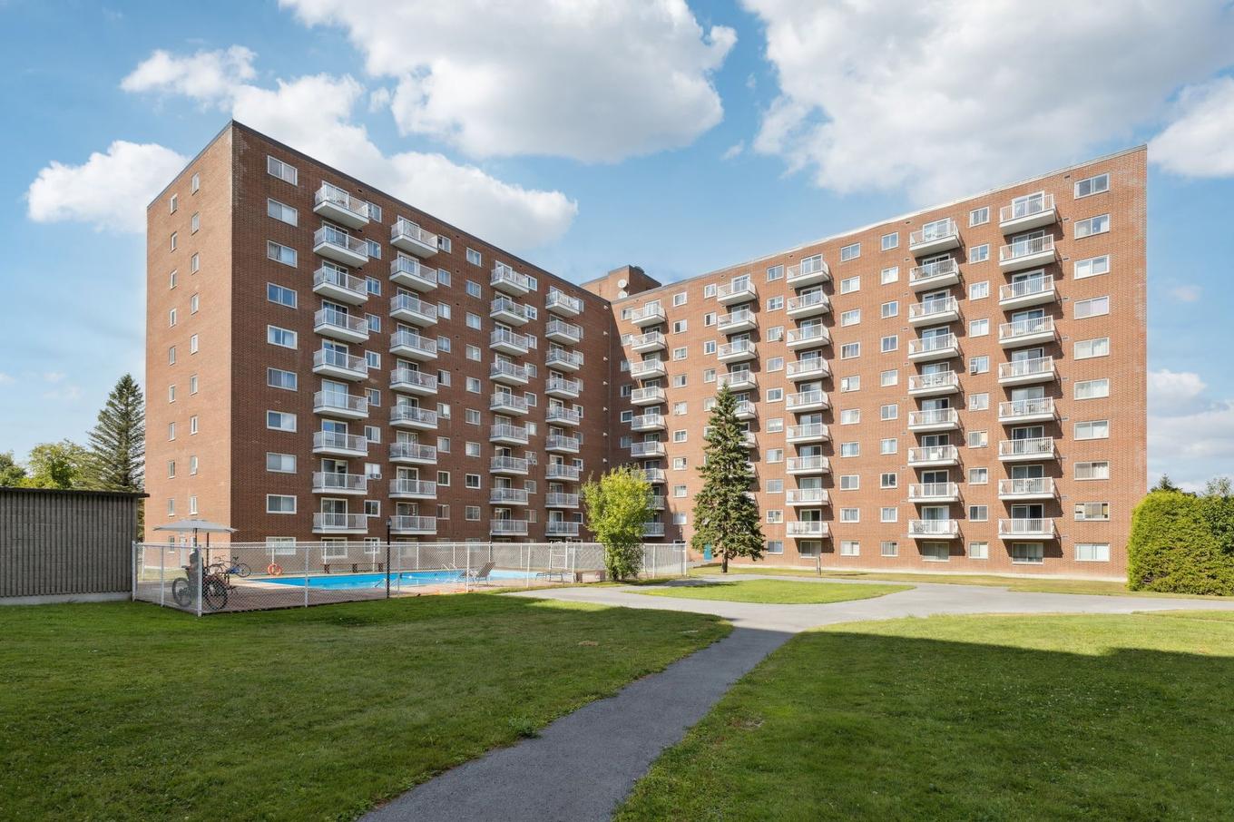 Exterior - 415-23 Rue De La Soeur-Jeanne-Marie-Chavoin, Gatineau (Hull), QC - Outdoor With Facade