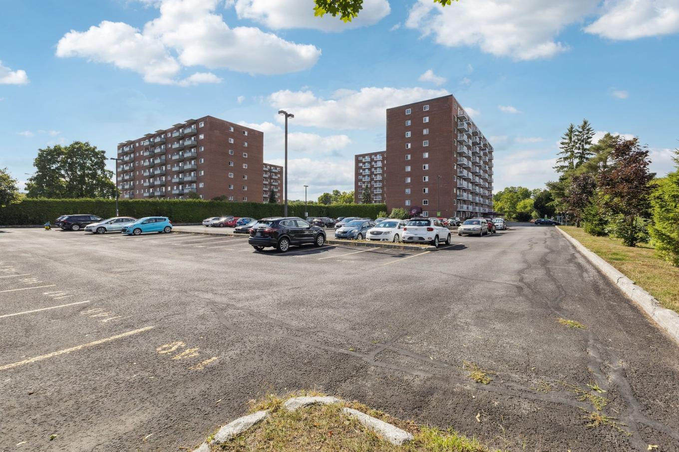 Parking - 415-23 Rue De La Soeur-Jeanne-Marie-Chavoin, Gatineau (Hull), QC - Outdoor