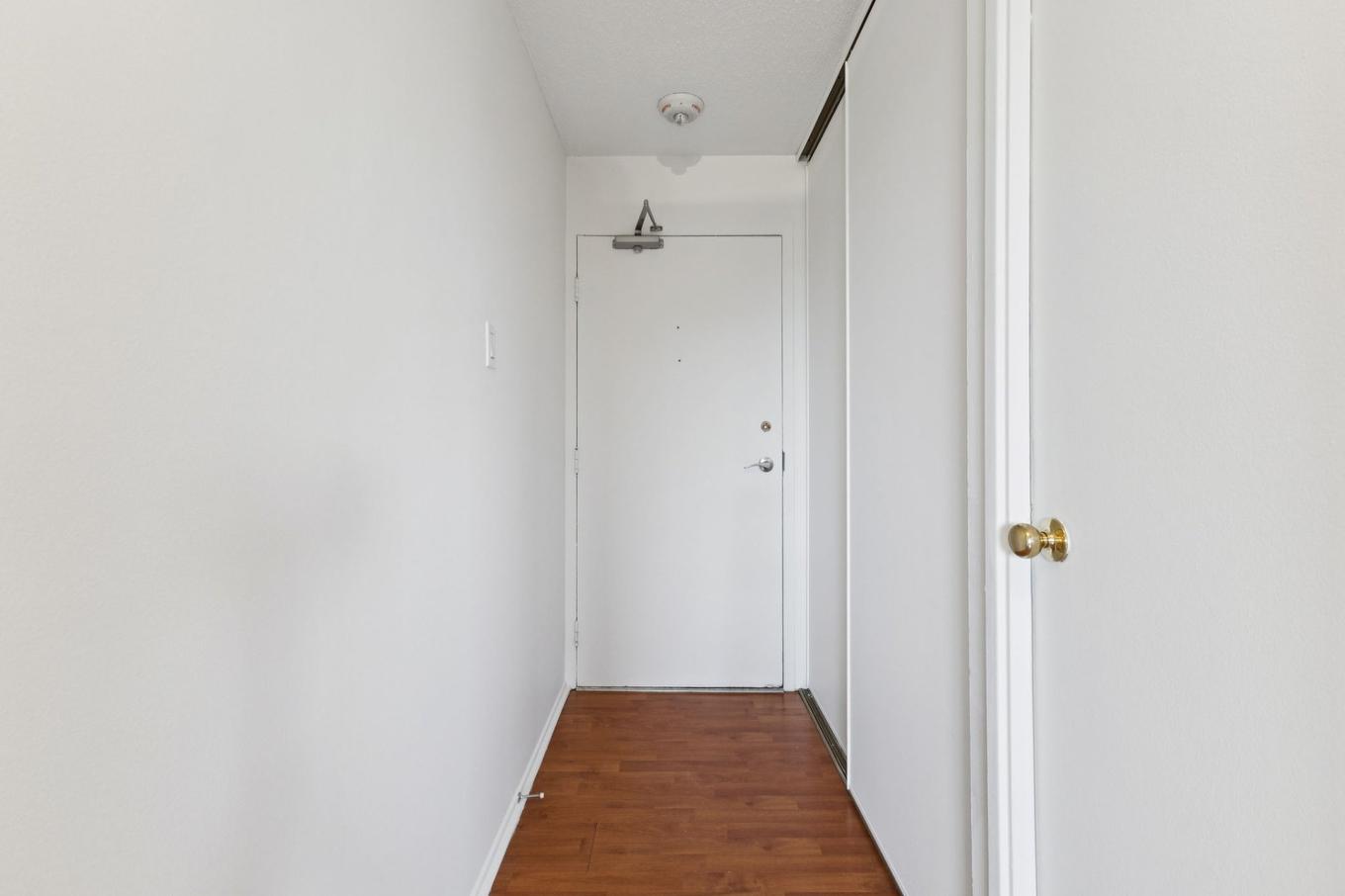 Hall - 415-23 Rue De La Soeur-Jeanne-Marie-Chavoin, Gatineau (Hull), QC - Indoor Photo Showing Other Room