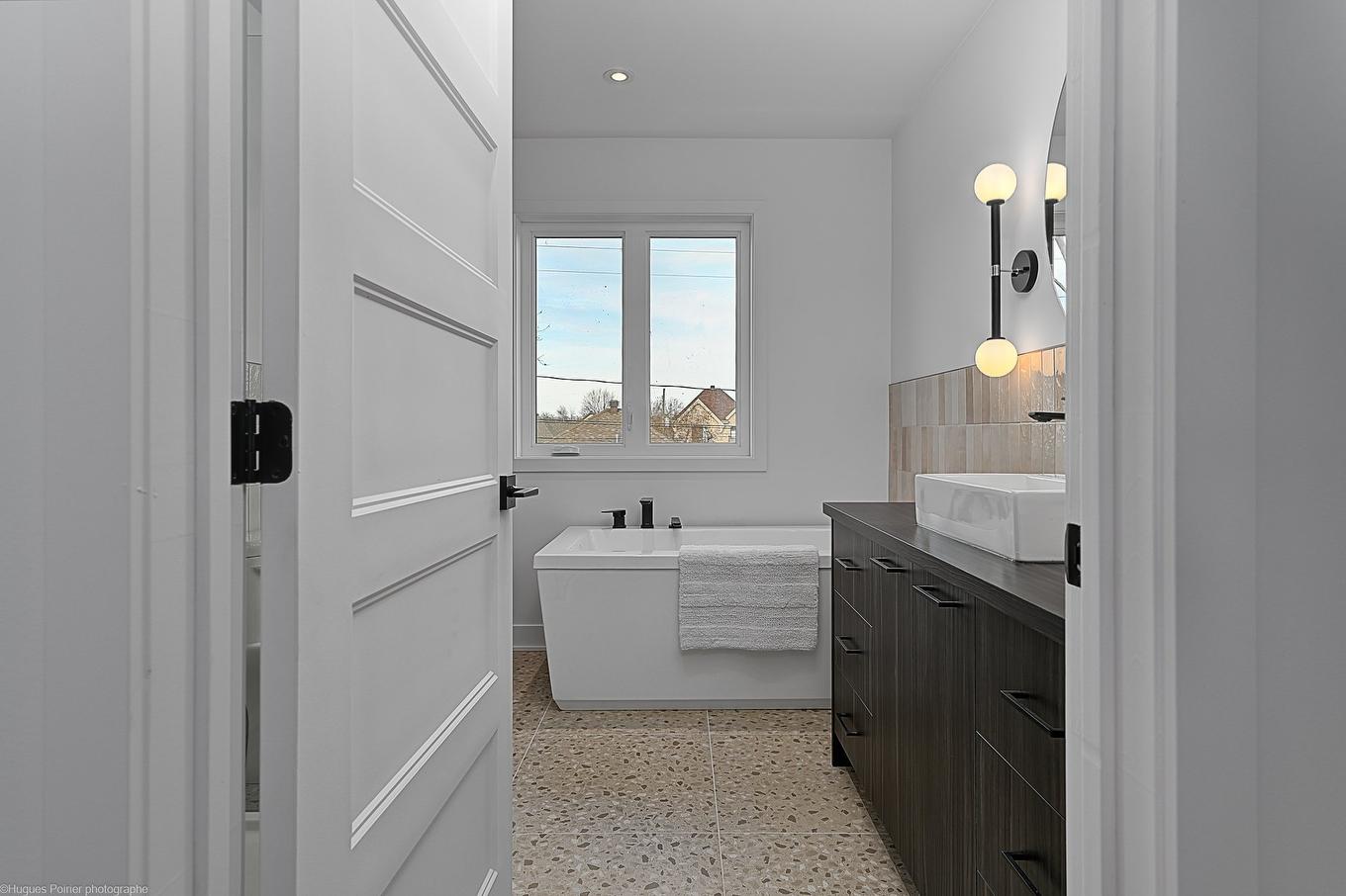 Bathroom - Rue Des Rêves, Sainte-Julienne, QC - Indoor Photo Showing Other Room