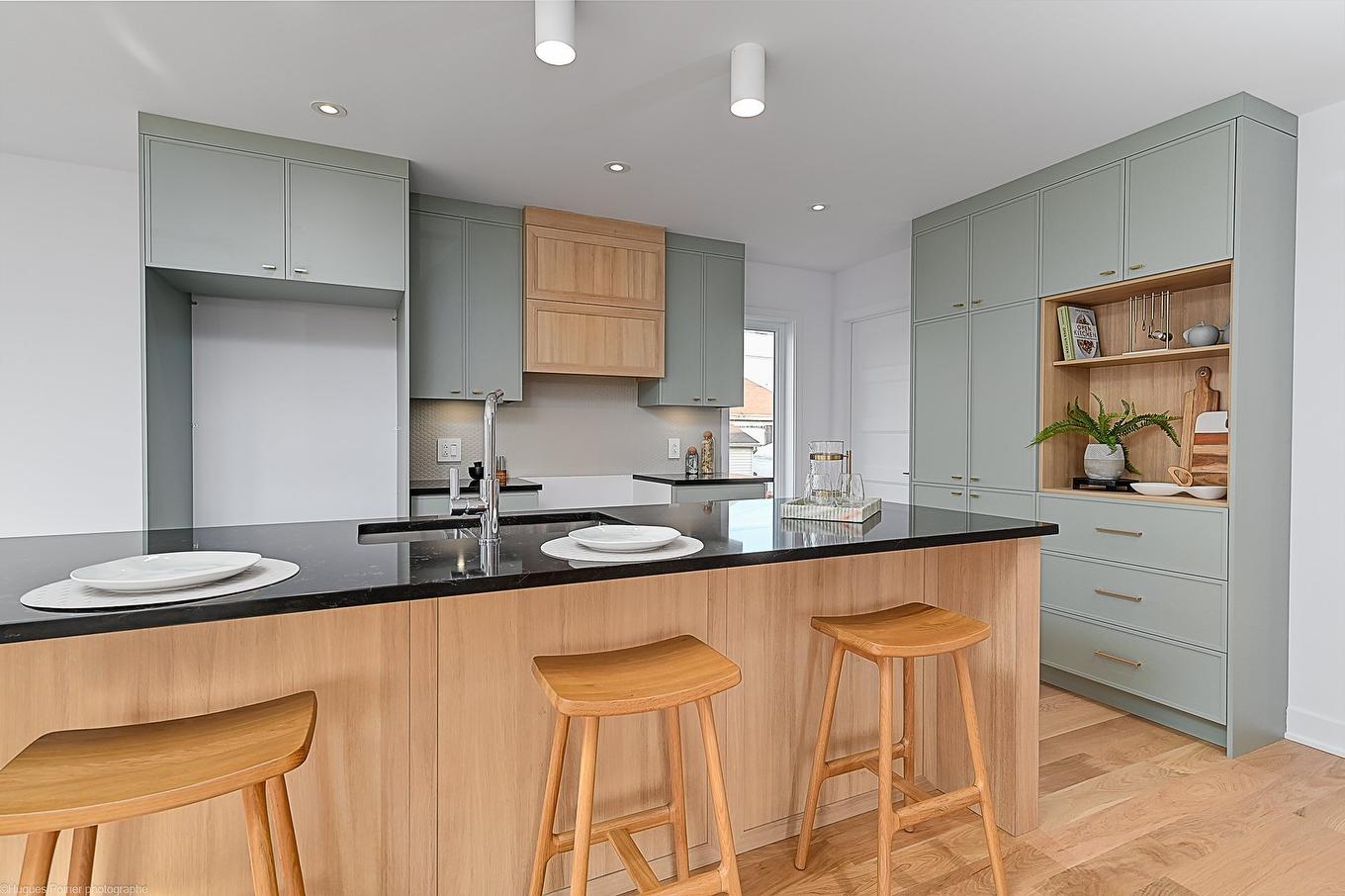 Kitchen - Rue Des Rêves, Sainte-Julienne, QC - Indoor Photo Showing Kitchen With Double Sink