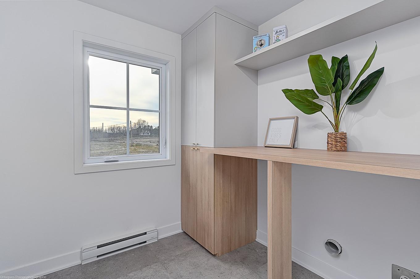 Laundry room - Rue Des Rêves, Sainte-Julienne, QC - Indoor Photo Showing Other Room
