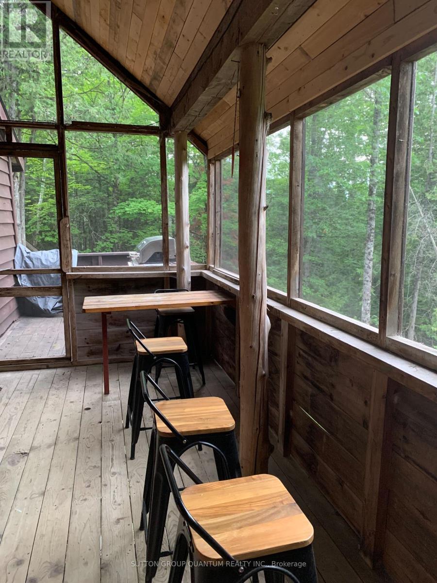 2724 River Road, Frontenac, ON -