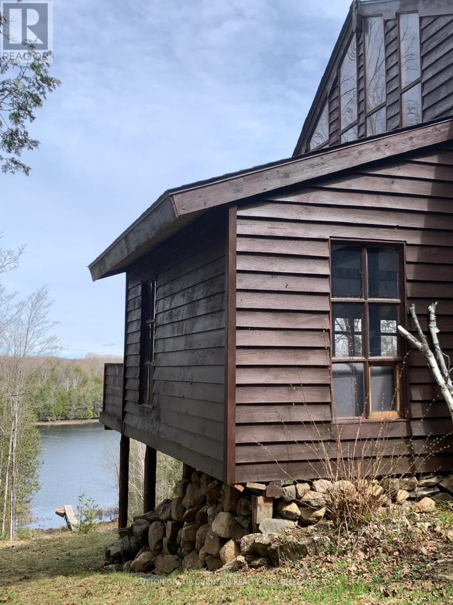 2724 River Road, Frontenac, ON - Outdoor