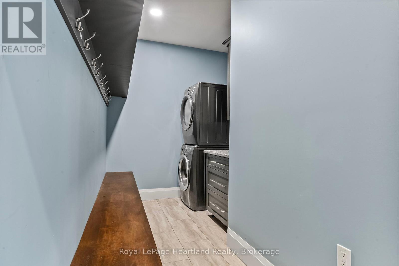 411 Jane Street, Minto, ON - Indoor Photo Showing Laundry Room