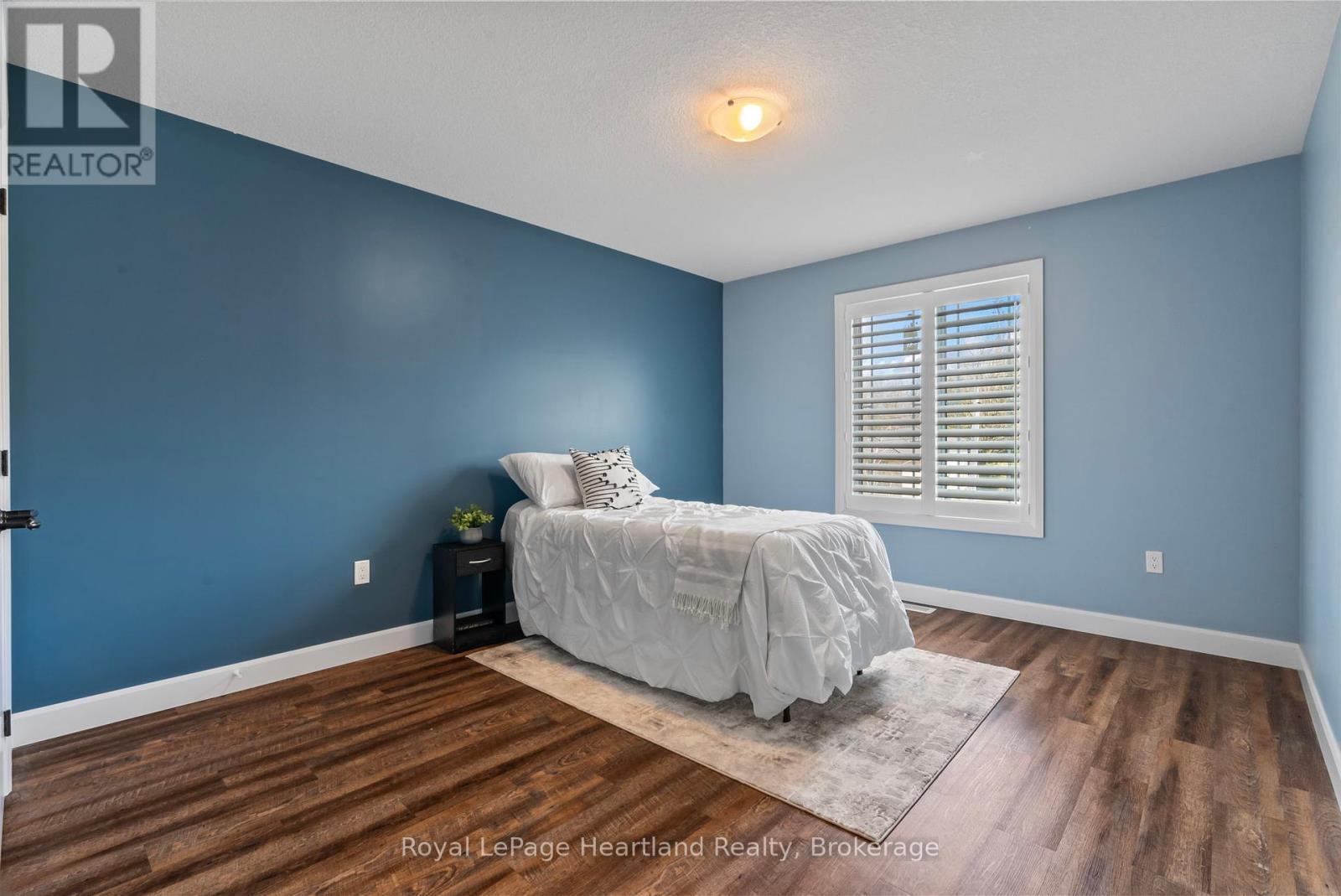 411 Jane Street, Minto, ON - Indoor Photo Showing Bedroom