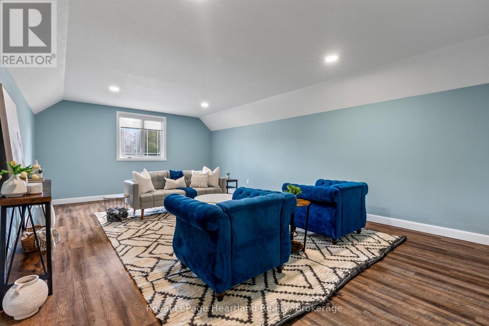 411 Jane Street, Minto, ON - Indoor Photo Showing Other Room