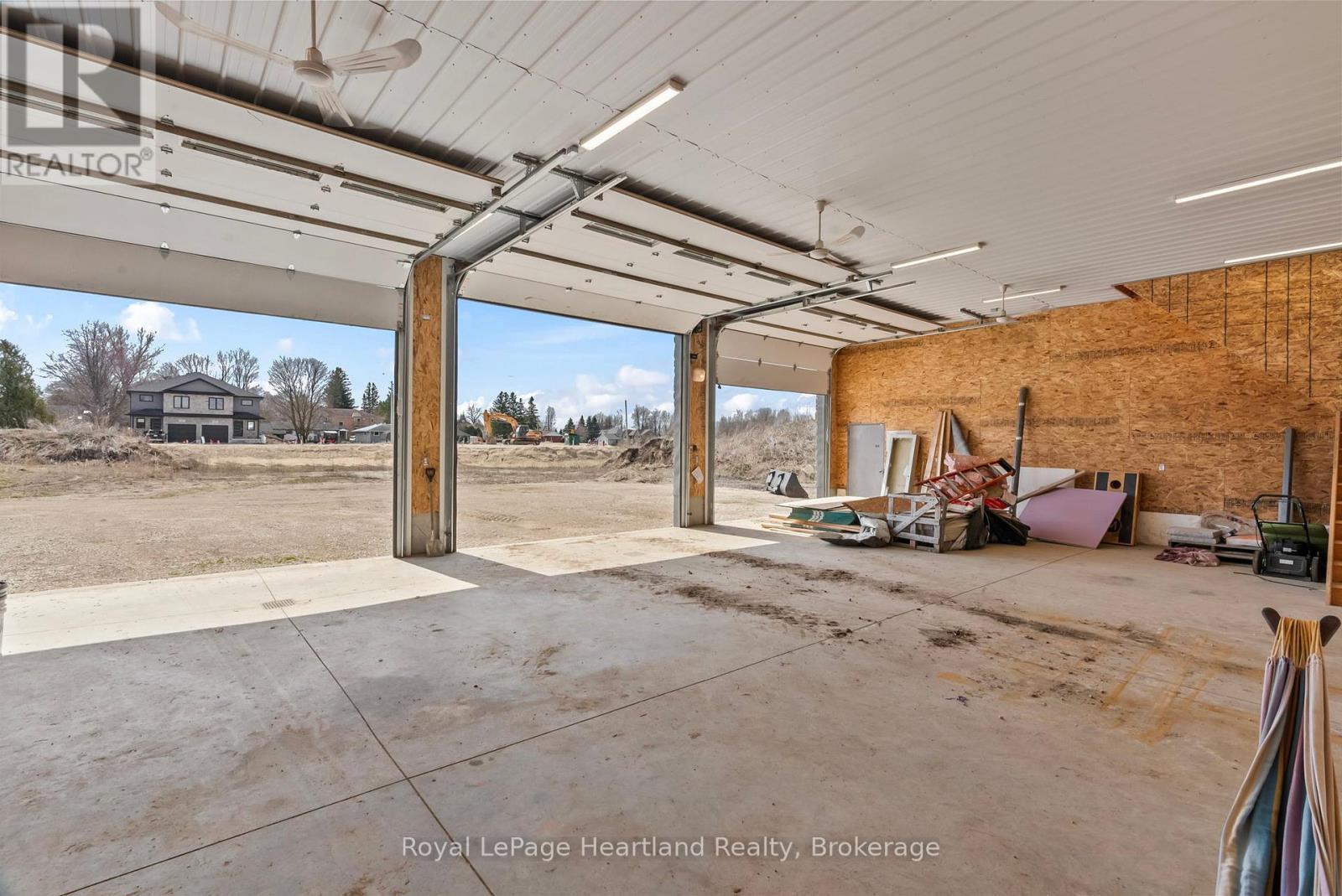 411 Jane Street, Minto, ON - Outdoor