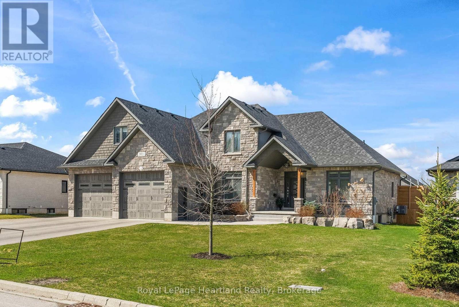 411 Jane Street, Minto, ON - Outdoor With Facade