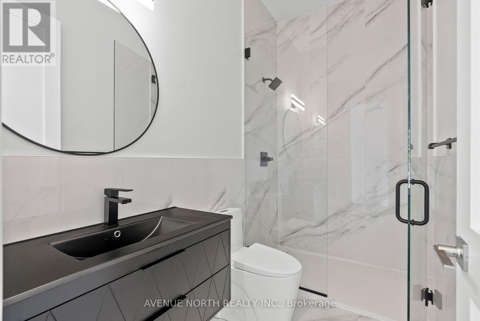 135 Cherryhill Drive, Ottawa, ON - Indoor Photo Showing Bathroom