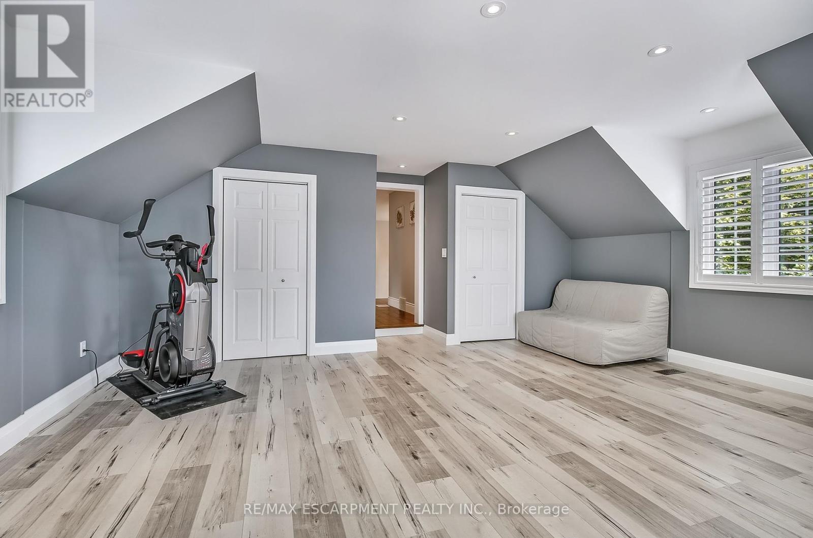 9 Valley Ridge Lane, Hamilton, ON - Indoor Photo Showing Gym Room