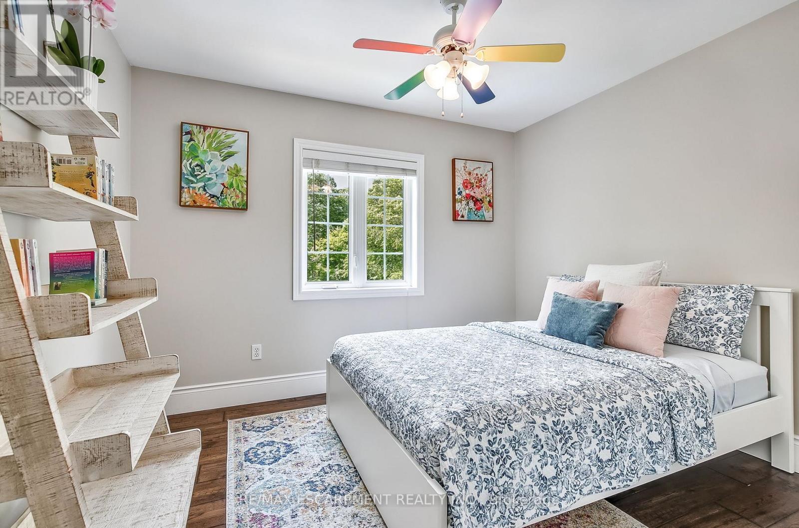 9 Valley Ridge Lane, Hamilton, ON - Indoor Photo Showing Bedroom