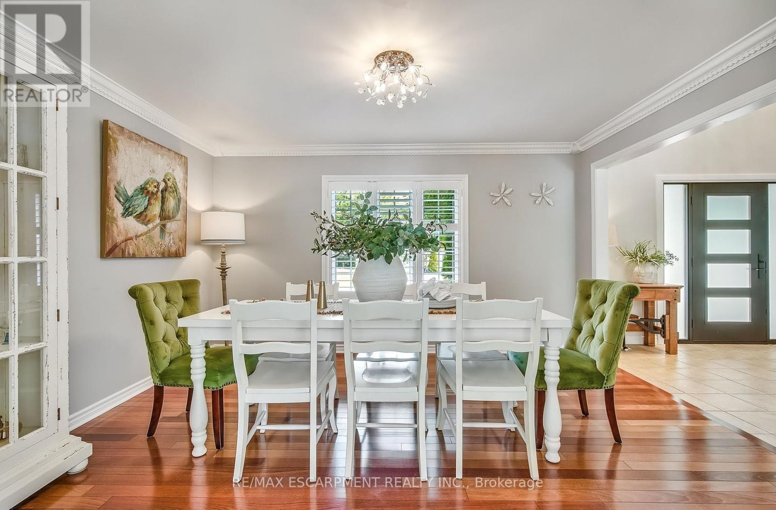 9 Valley Ridge Lane, Hamilton, ON - Indoor Photo Showing Dining Room