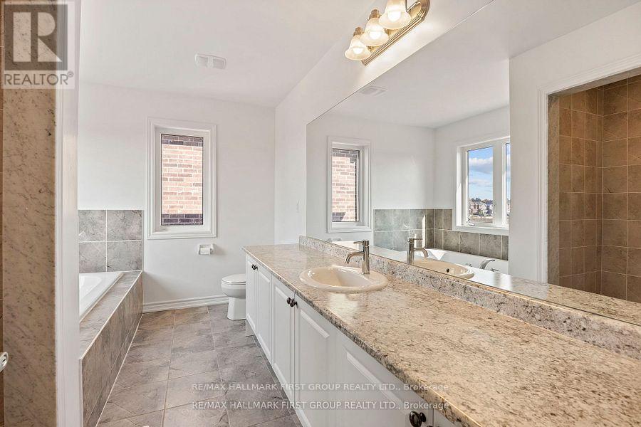 312 Russell Street, Southgate, ON - Indoor Photo Showing Bathroom