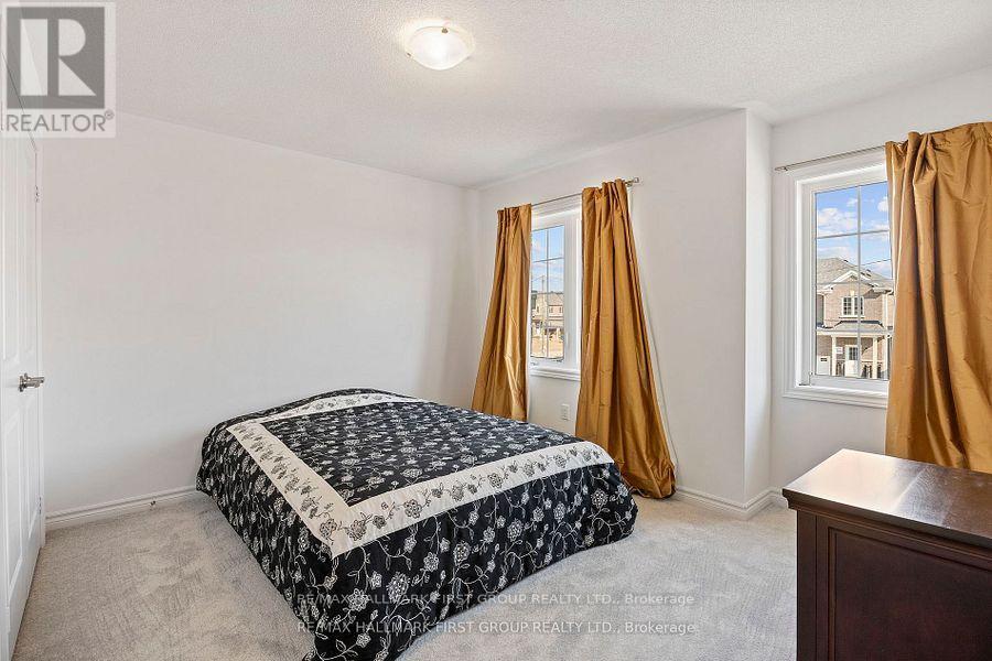 312 Russell Street, Southgate, ON - Indoor Photo Showing Bedroom