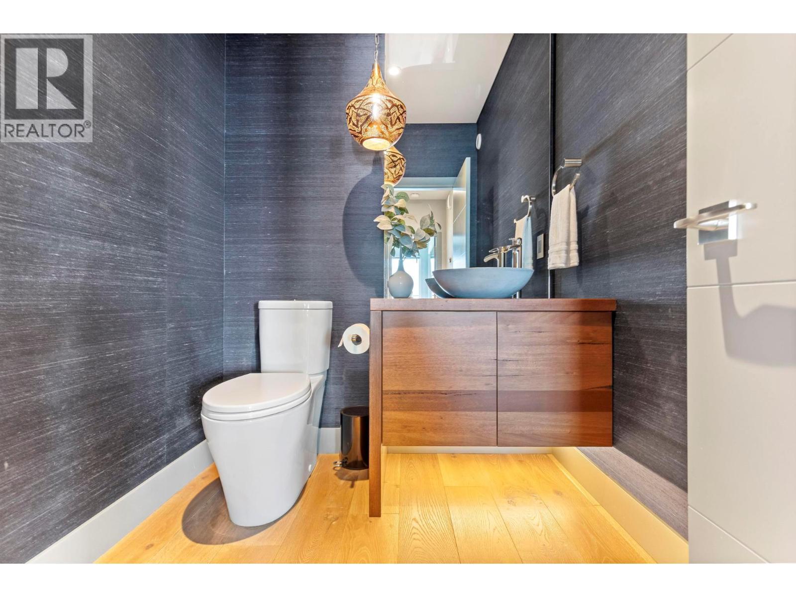 1502 Marble Ledge Drive, Lake Country, BC - Indoor Photo Showing Bathroom