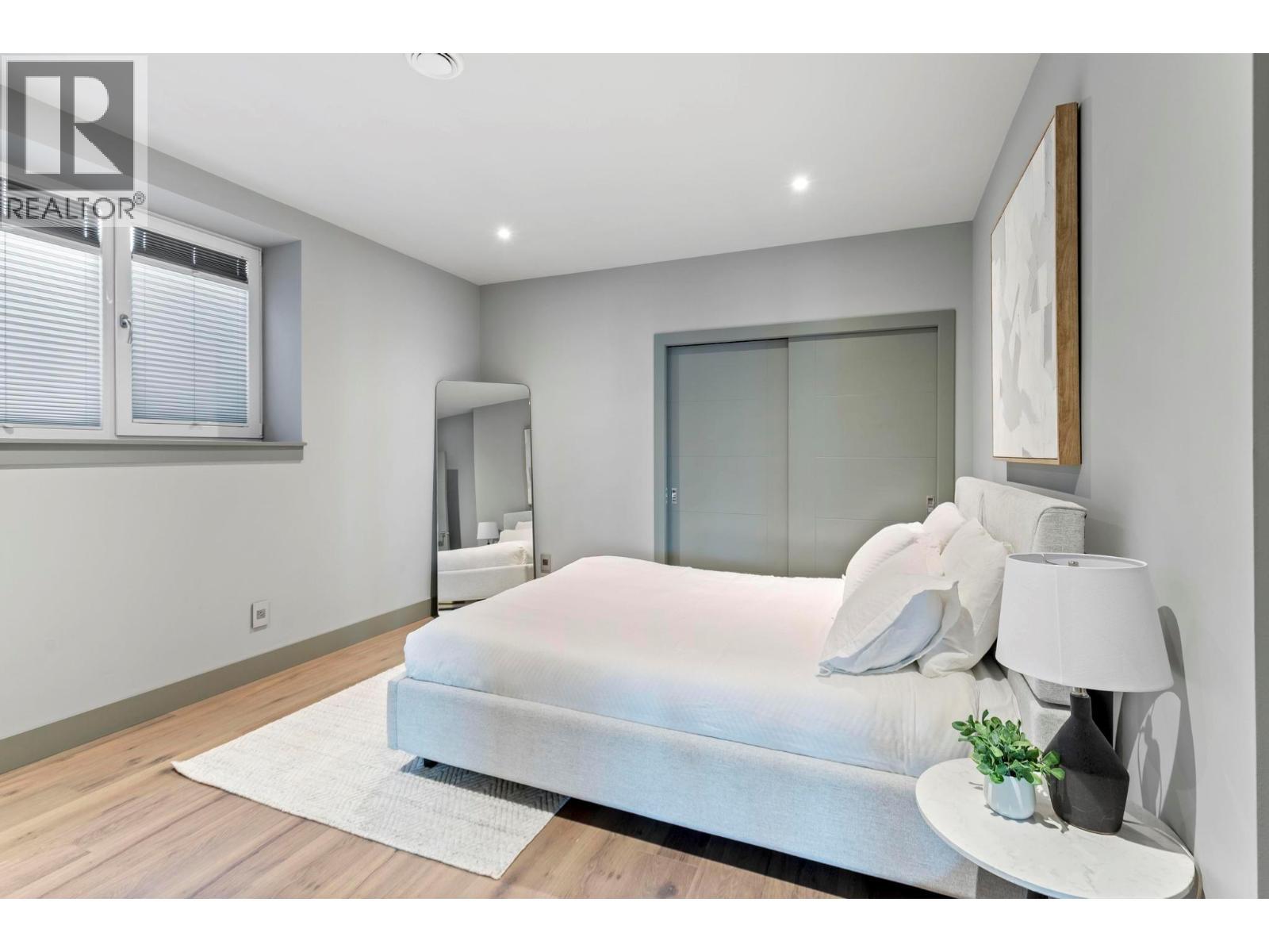 1502 Marble Ledge Drive, Lake Country, BC - Indoor Photo Showing Bedroom