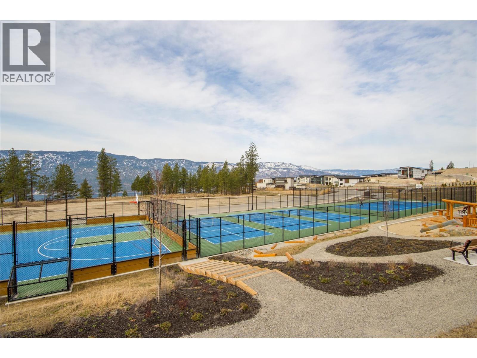 Multisport Courts - 1502 Marble Ledge Drive, Lake Country, BC - Outdoor