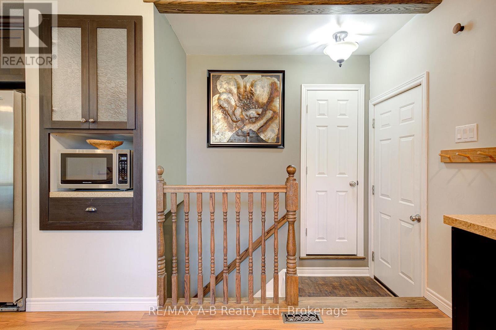 3981 111 Road, Perth East (North Easthope), ON - Indoor Photo Showing Other Room