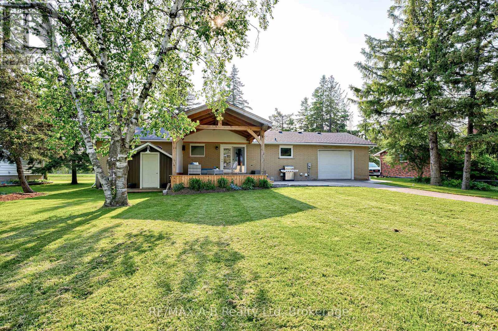 3981 111 Road, Perth East (North Easthope), ON - Outdoor