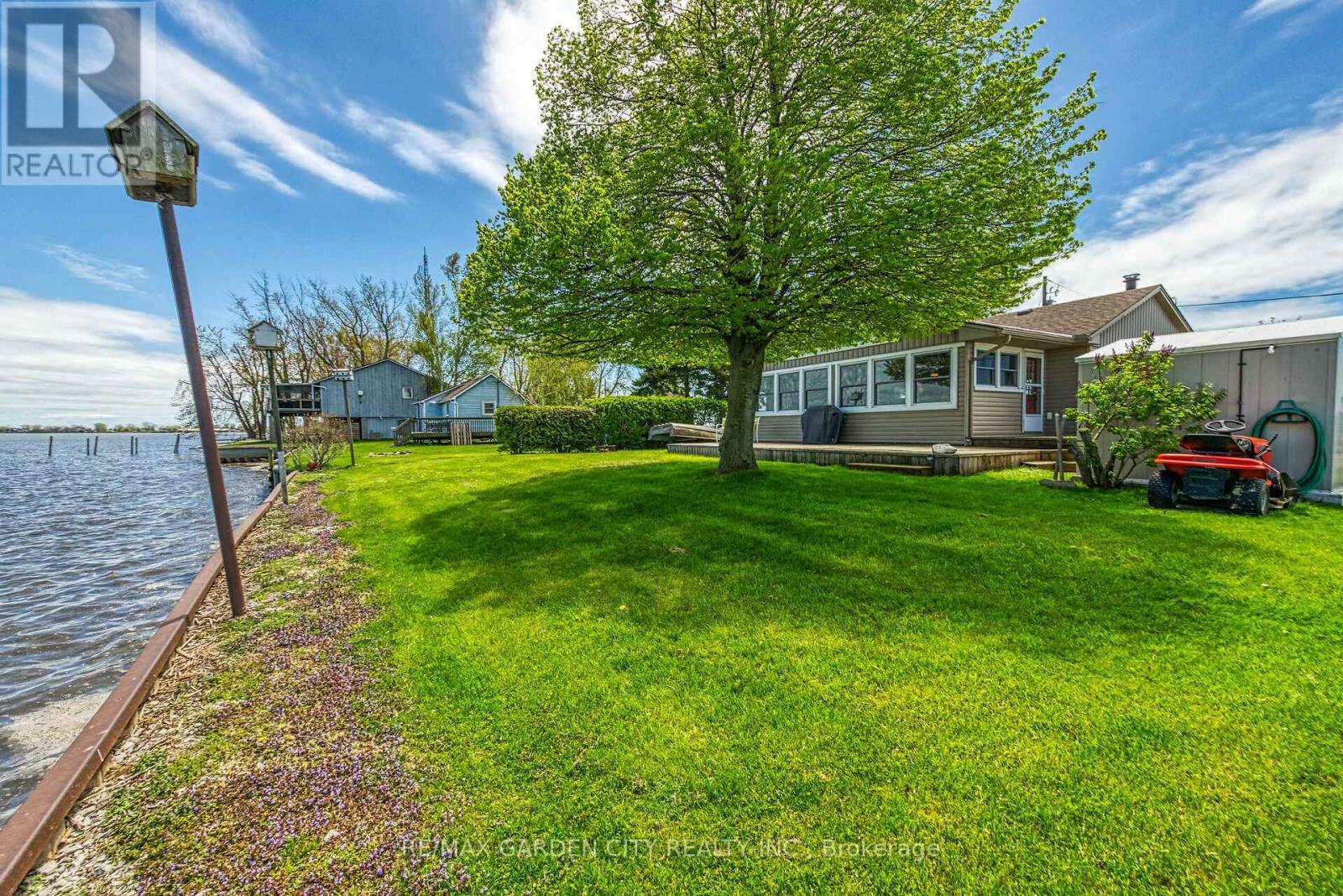 794 59 Highway, Norfolk, ON - Outdoor With Body Of Water