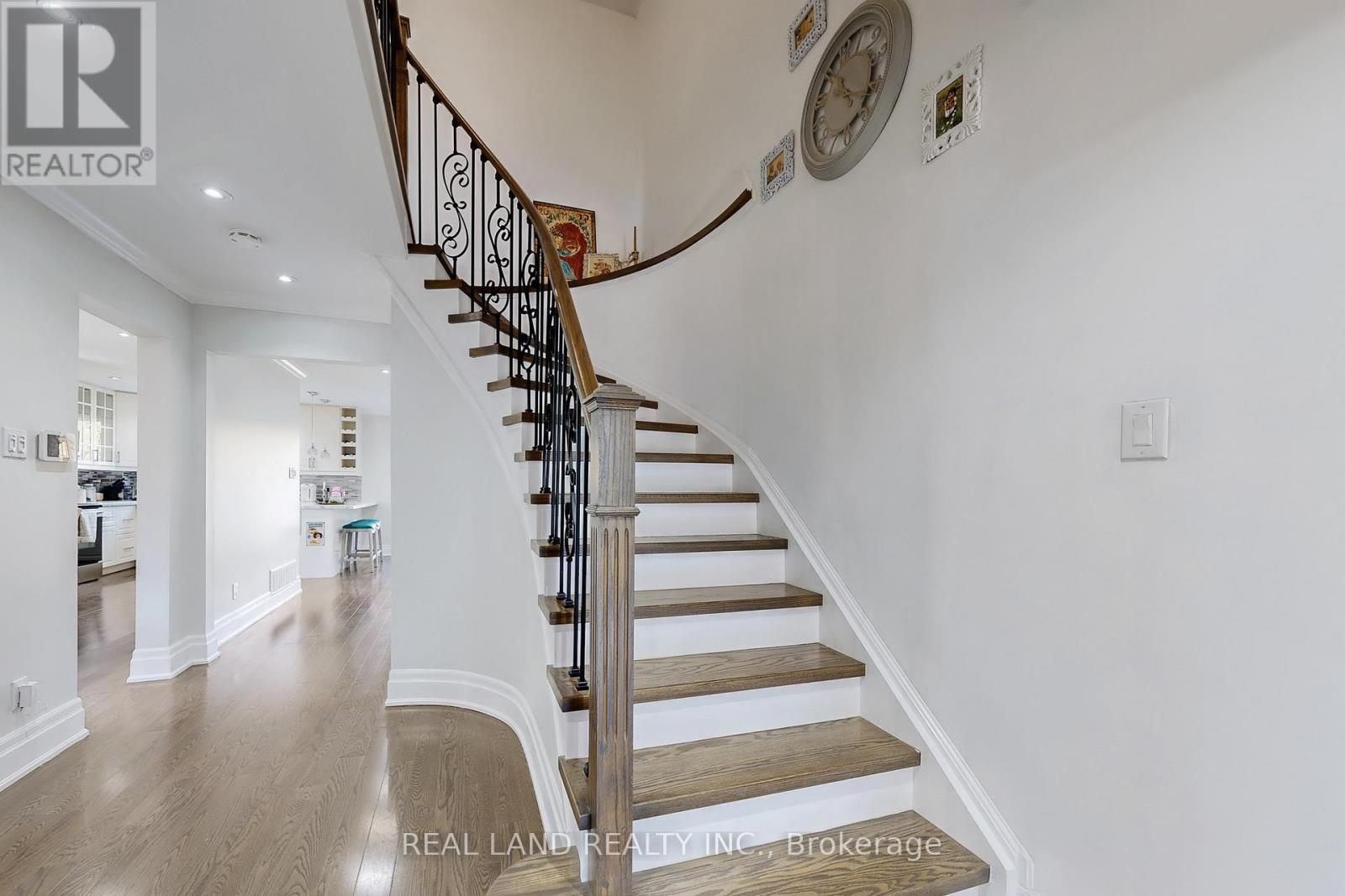 251 Glen Shields Avenue, Vaughan, ON - Indoor Photo Showing Other Room