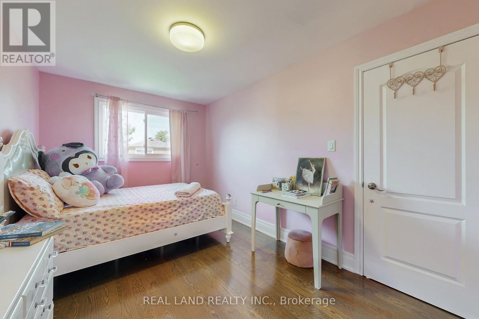 251 Glen Shields Avenue, Vaughan, ON - Indoor Photo Showing Bedroom