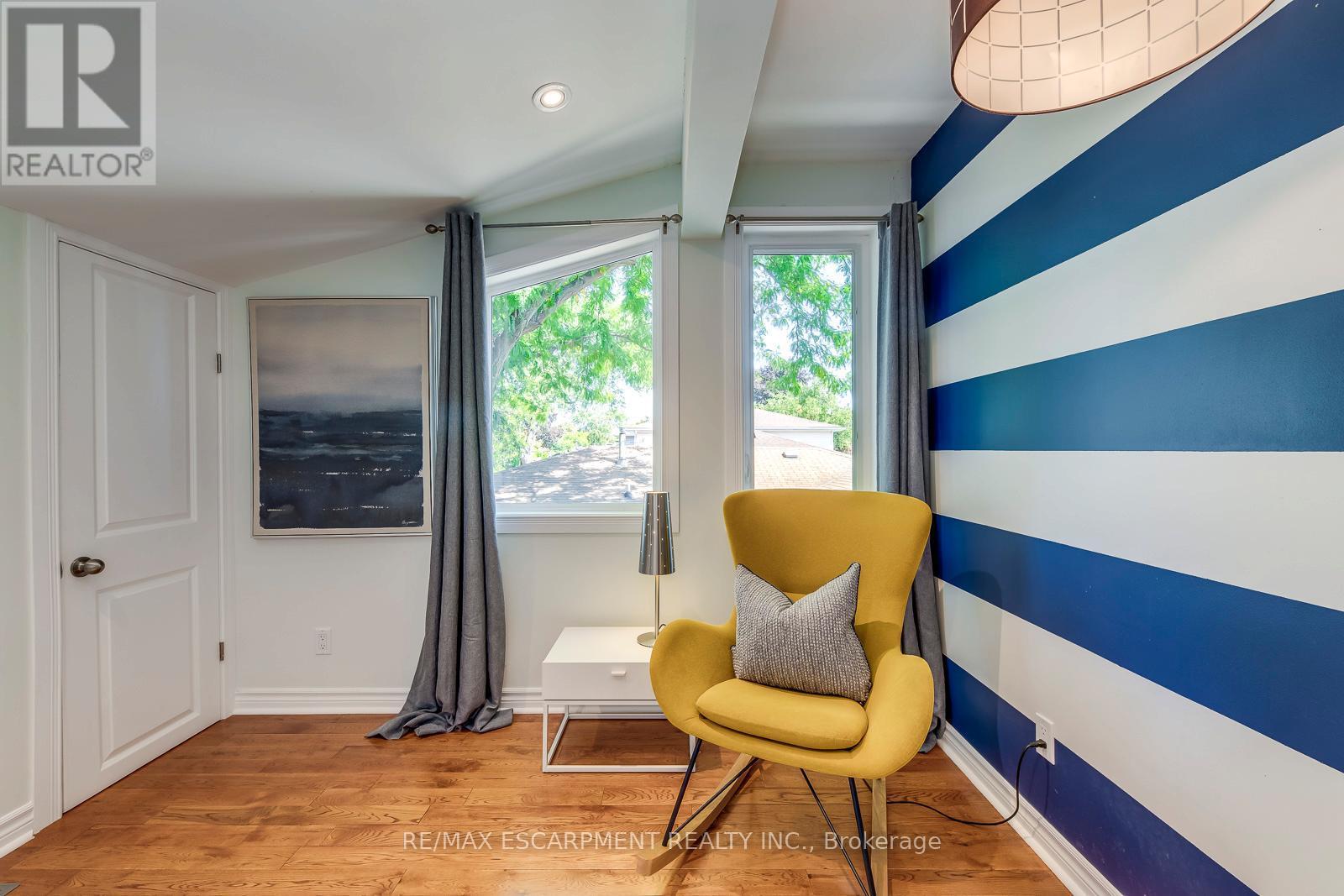 5281 Cindy Lane, Burlington, ON - Indoor