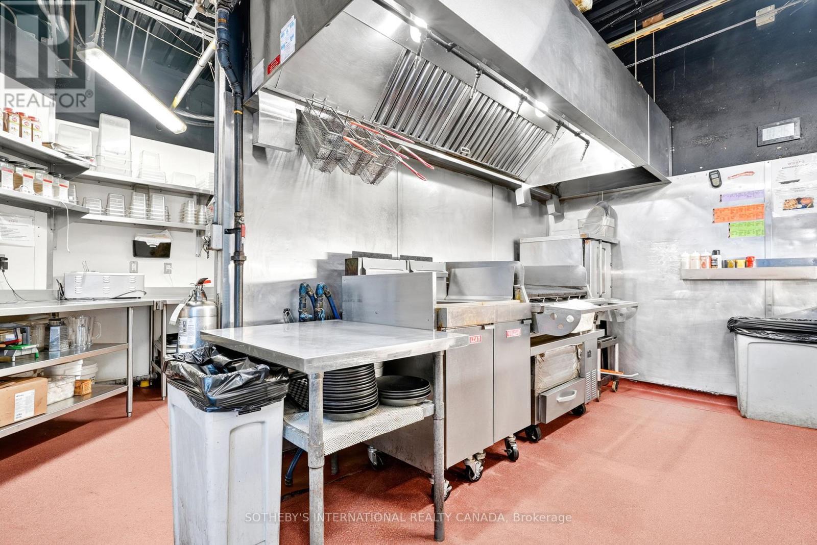 2525 Bank Street, Ottawa, ON