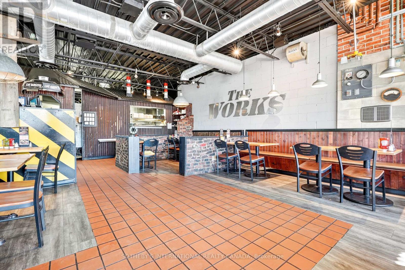 2525 Bank Street, Ottawa, ON