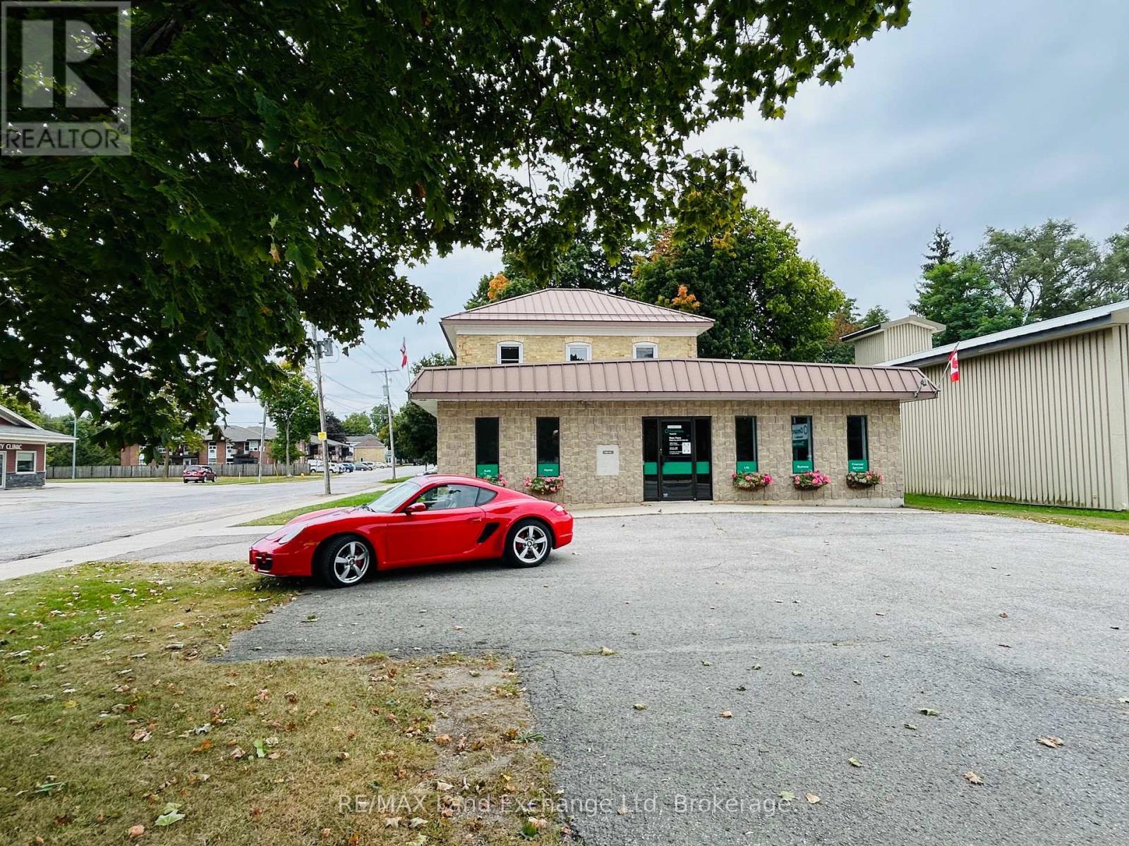 8 Alfred Street, North Huron (Wingham), ON