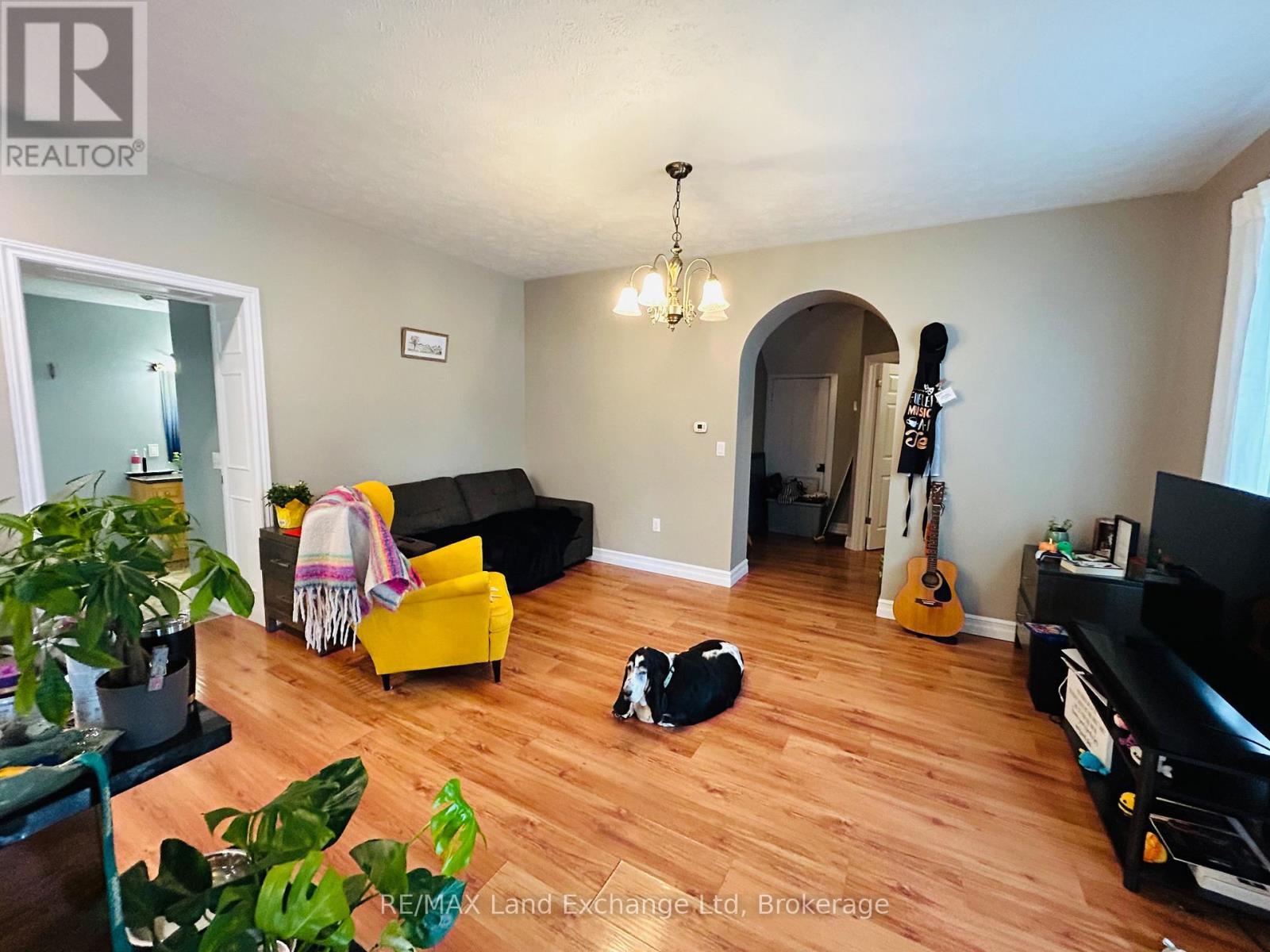 8 Alfred Street, North Huron (Wingham), ON