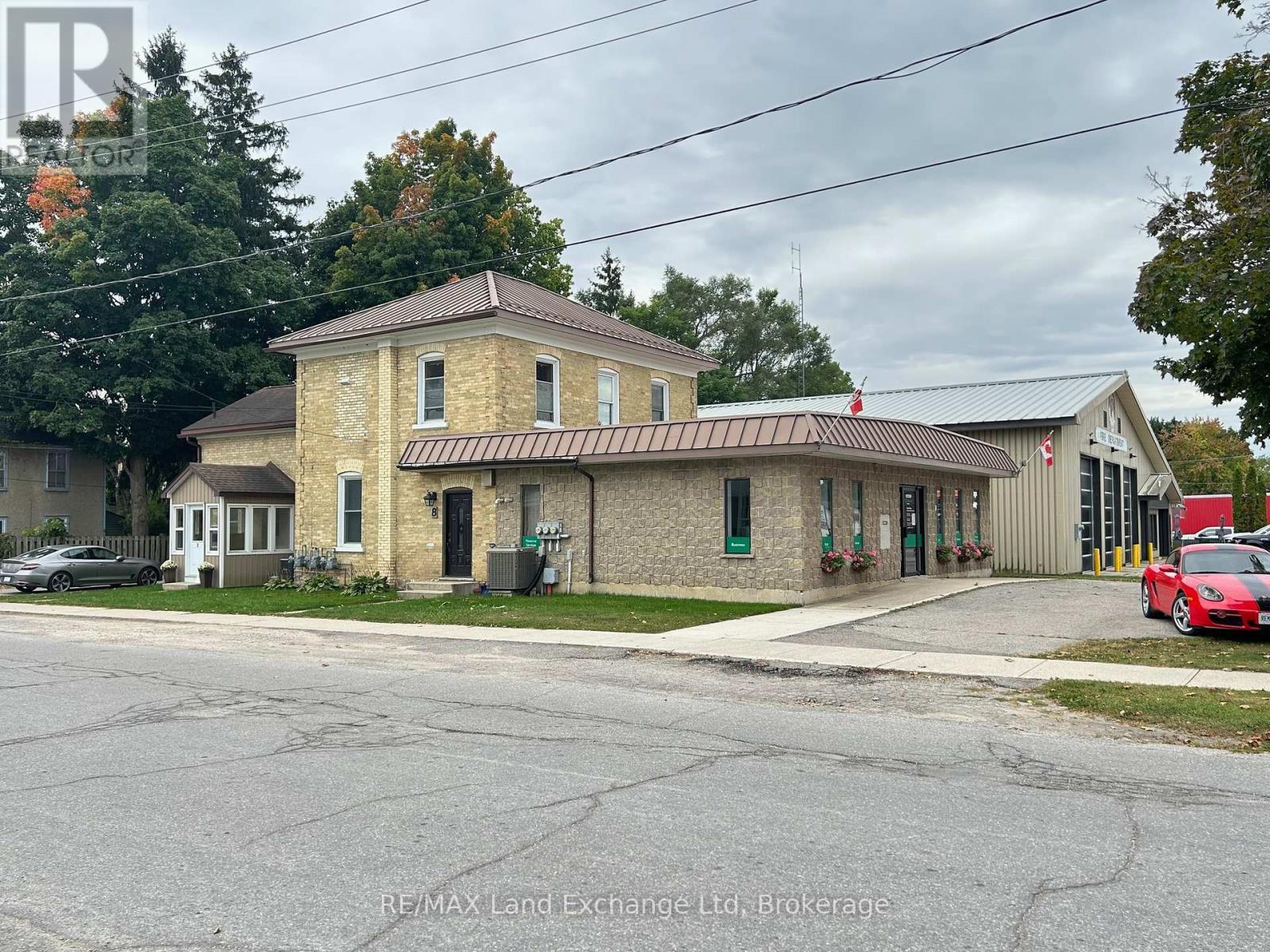 8 Alfred Street, North Huron (Wingham), ON